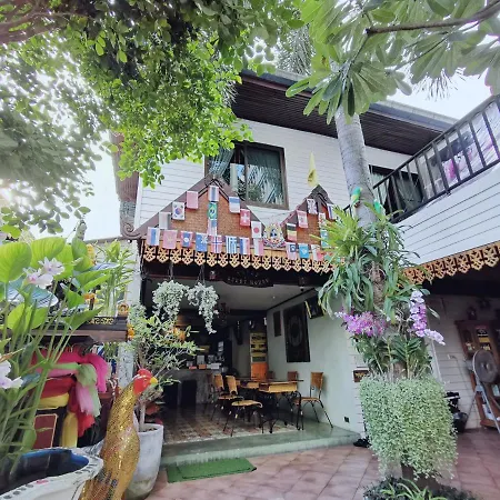 Tavee Guesthouse